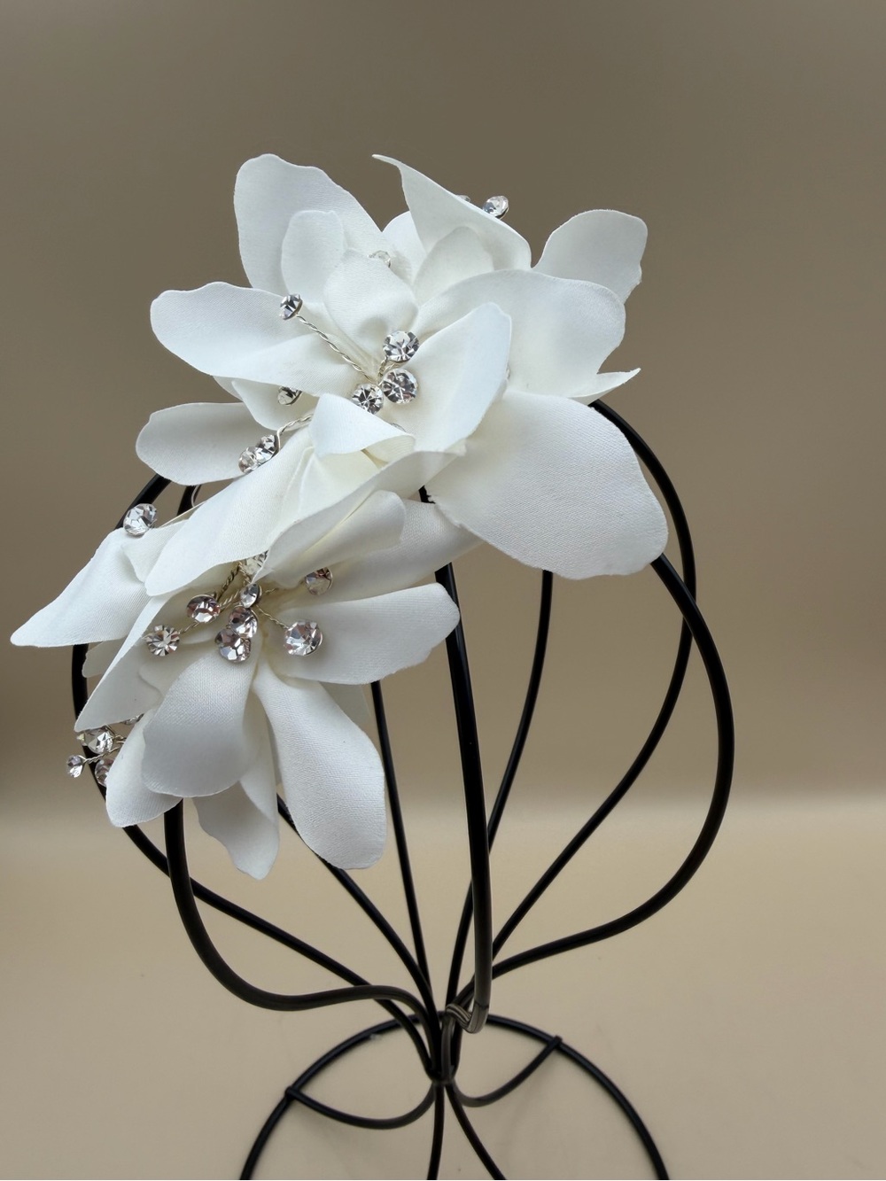 Maritzas Bridal Ivory Floral Crystal Hair Clip